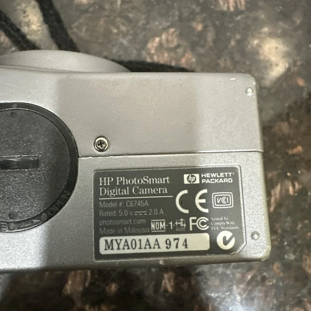 HP PhotoSmart C6745A 2.0MP Digital Camera